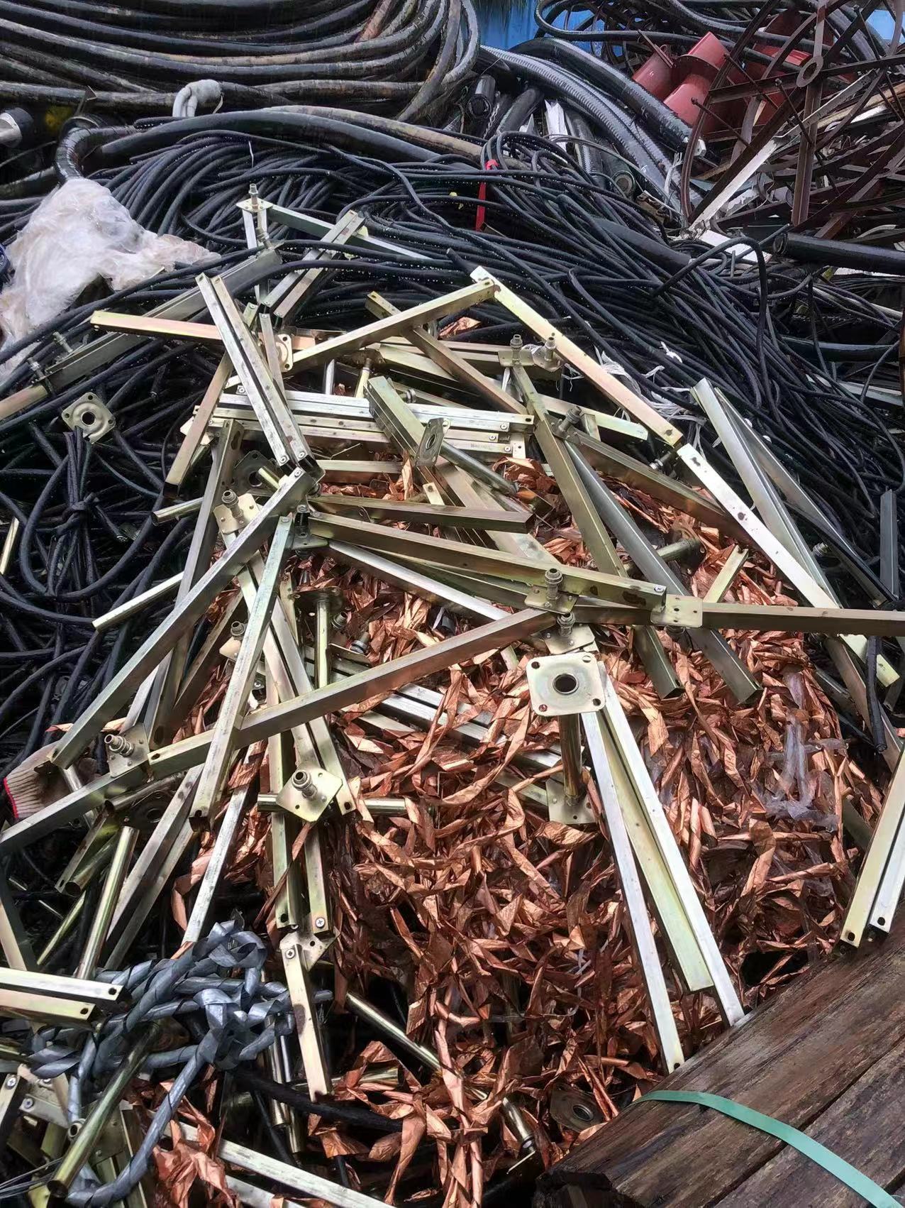 ����ͭ����